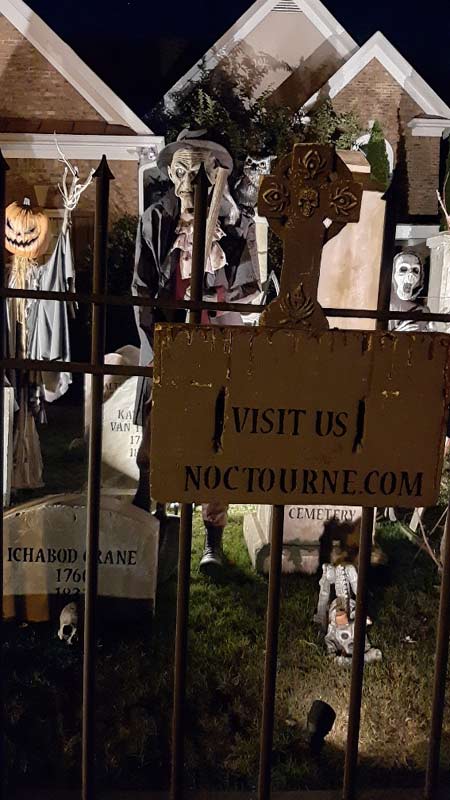 Night View Halloween Graveyard with PennyWise Clown, Wolf Creature and Mummy